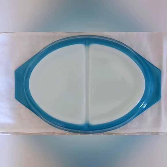 Pyrex Horizon Blue Casserole Dish, Rare Oval Divided Serving Dish - Picture 6 of 7